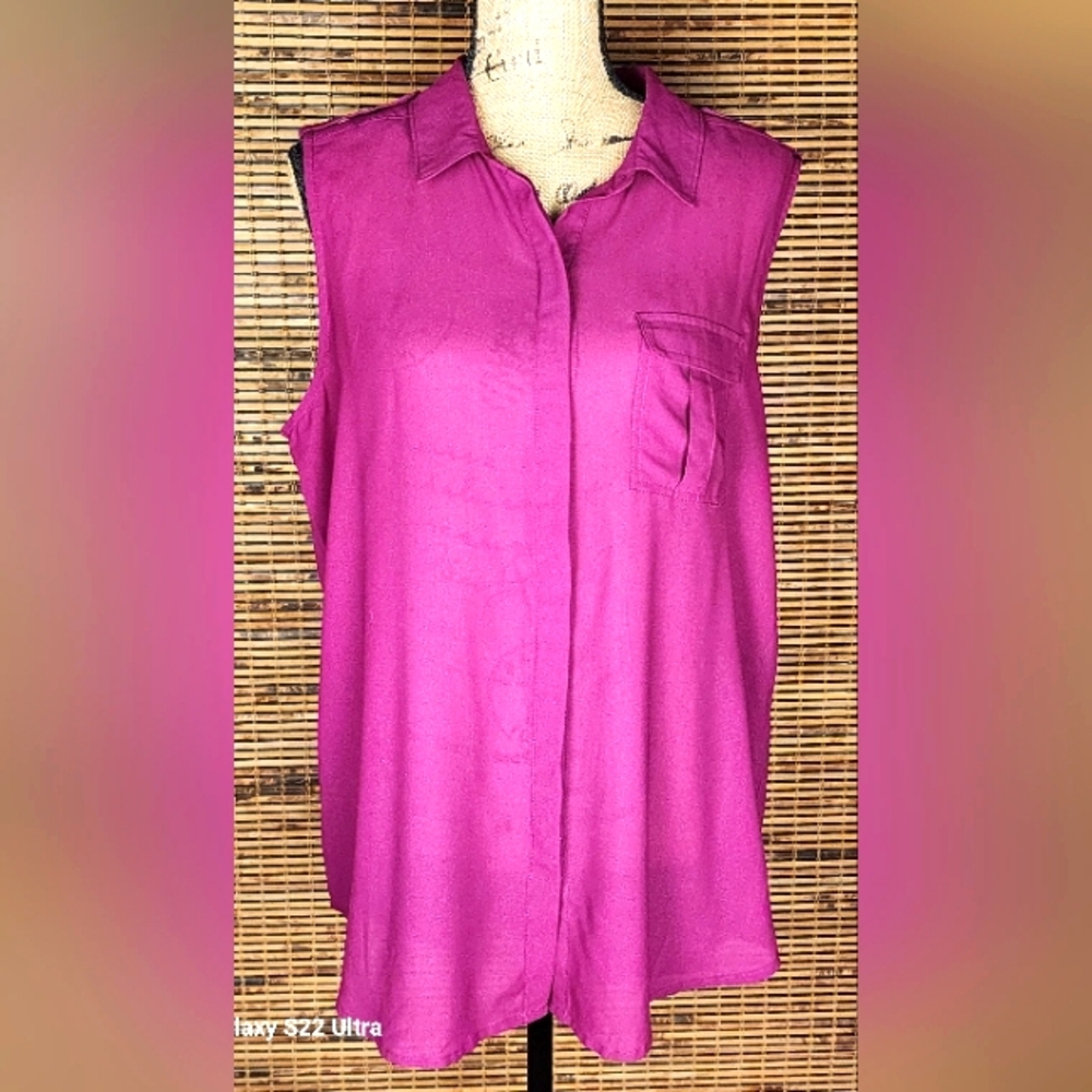 Liz Claiborne Magenta Sleeveless Top